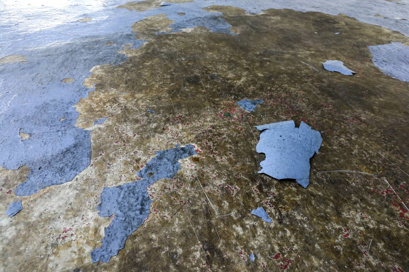 Why Epoxy Floor Coating Peels