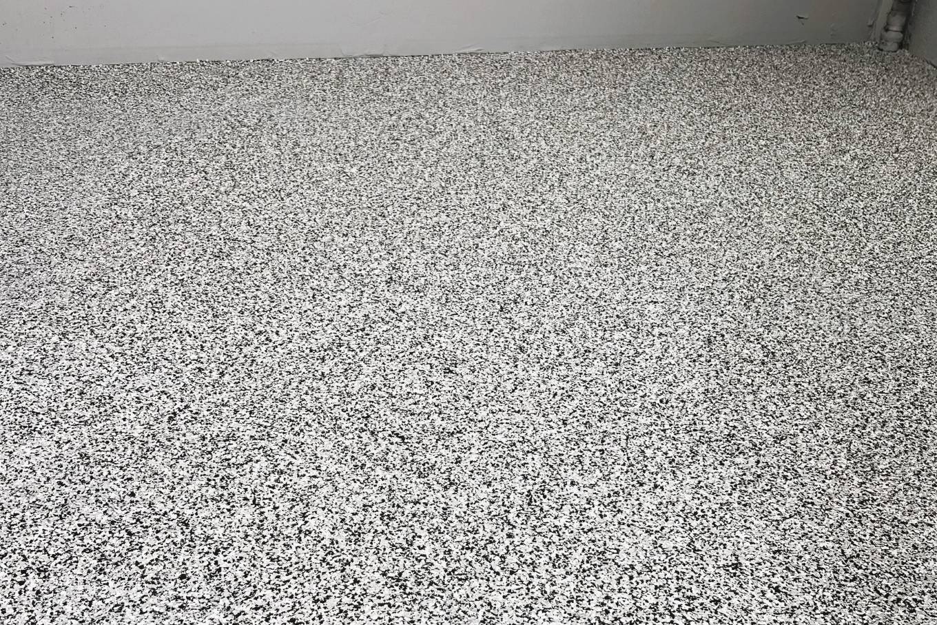 Mastering the Art of Epoxy Flooring with the Flakes System: 5 Simple Steps